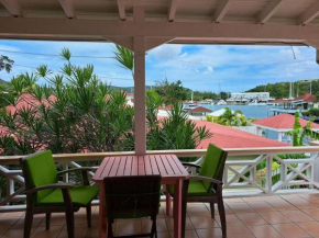 Beautiful one bedroom apartment 3 minutes from the beach